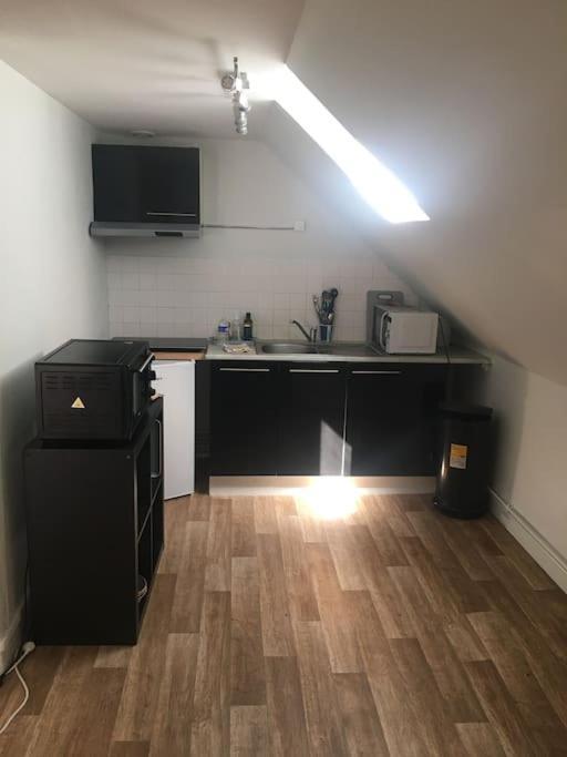 Appartement Avec Parking Proche Cathedrale Бурж Екстер'єр фото