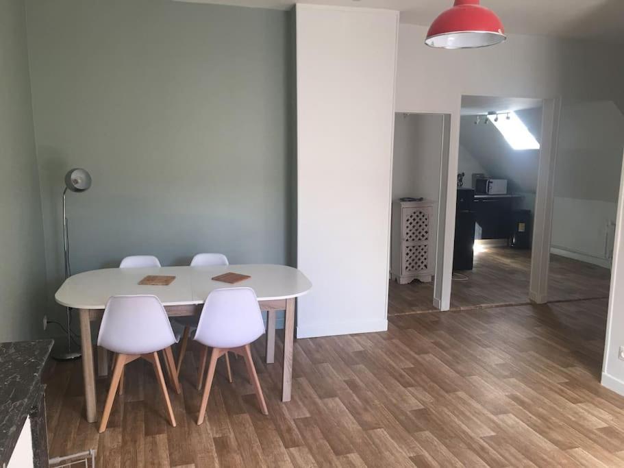 Appartement Avec Parking Proche Cathedrale Бурж Екстер'єр фото